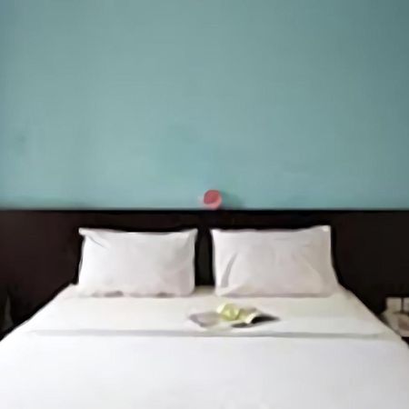 Legreen Suite Ratulangi Ambon Esterno foto