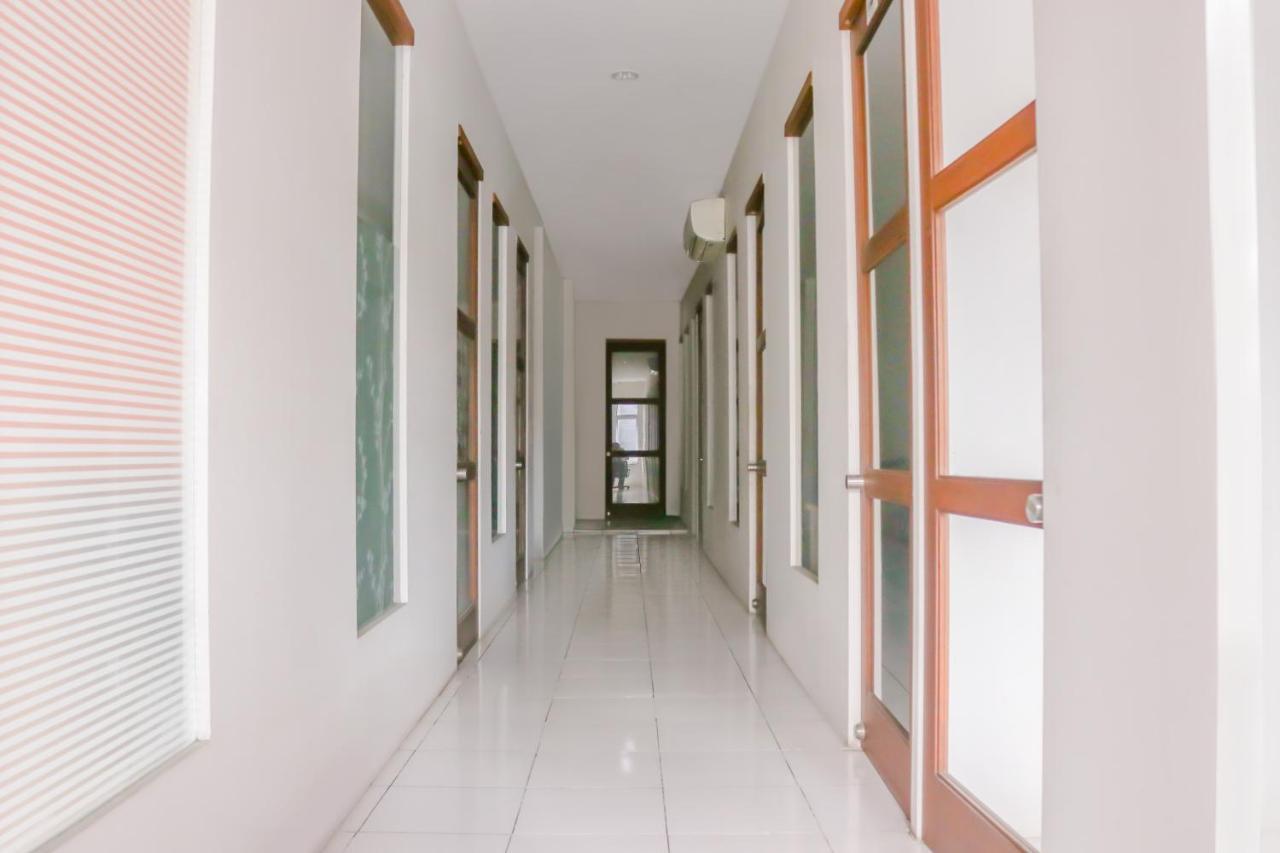 Legreen Suite Ratulangi Ambon Esterno foto